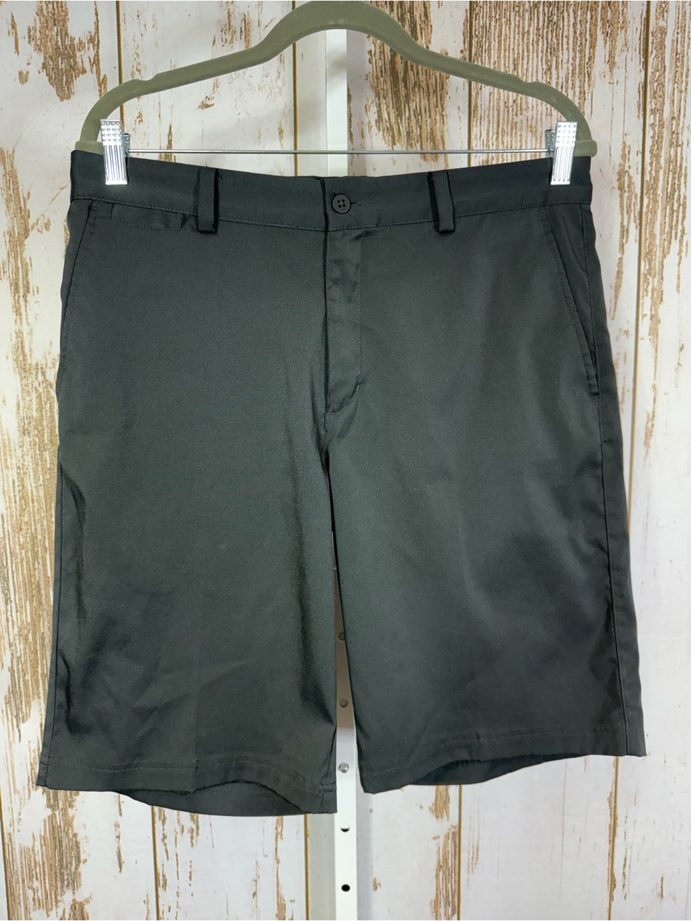 Nike Golf, Tour Performance Golf Shorts. Size 32. Black. Dri Fit. Excellent cond